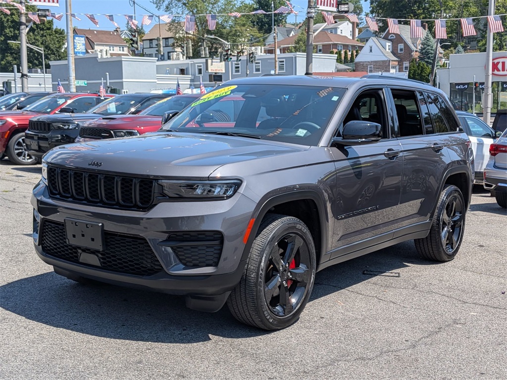 2023 Jeep Grand Cherokee Altitude