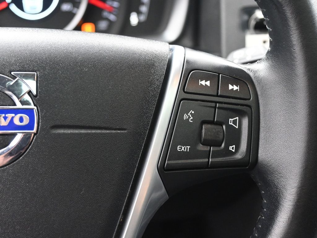 2016 Volvo V60 T5 photo 2