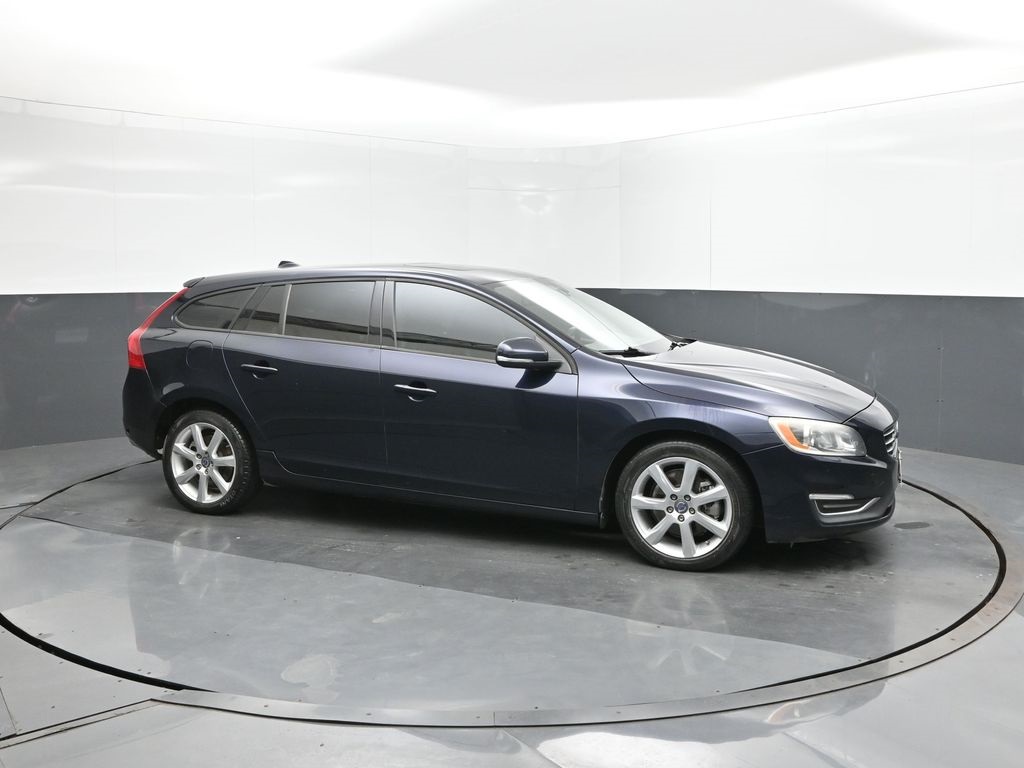 2016 Volvo V60 T5 photo 17