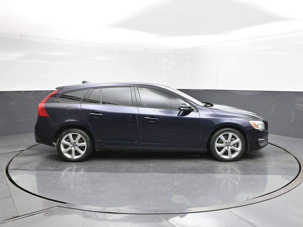 2016 Volvo V60 T5 photo 25