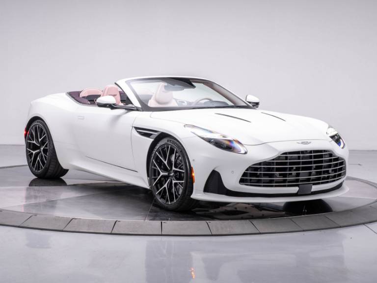 2025 Aston Martin DB12 Volante Volante