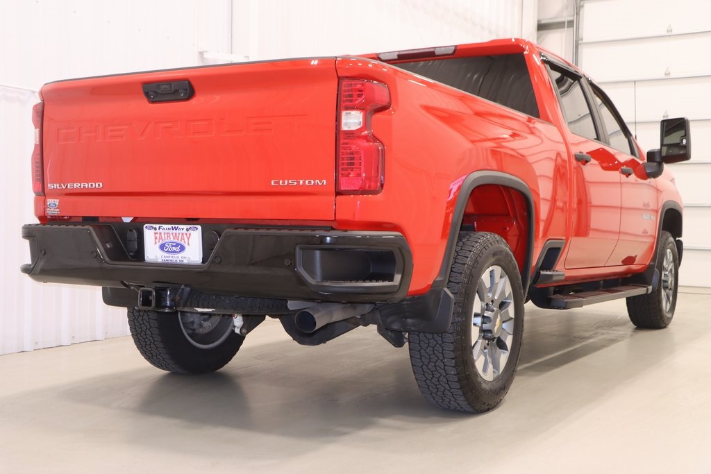 2024 Chevrolet Silverado 2500HD Custom photo 9