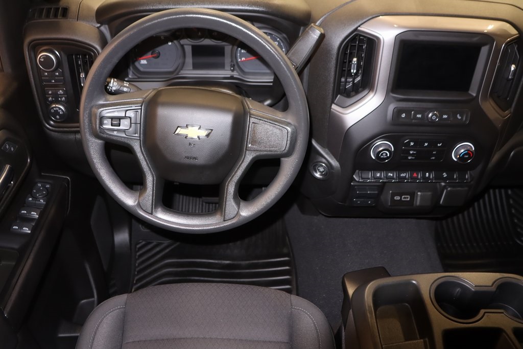 2024 Chevrolet Silverado 2500HD Custom photo 19