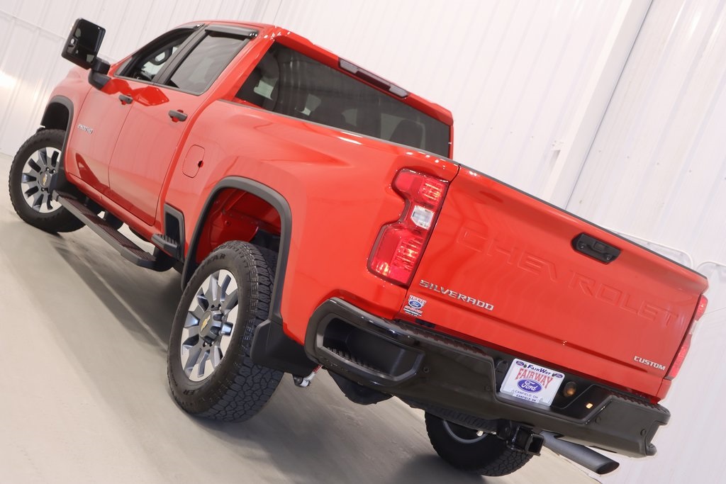 2024 Chevrolet Silverado 2500HD Custom photo 30