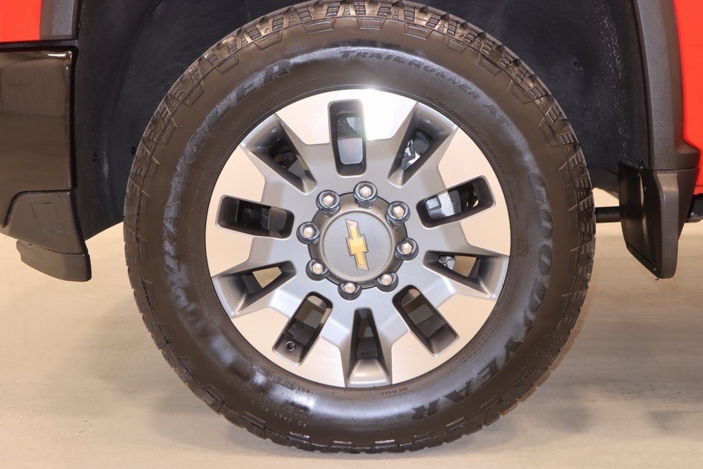 2024 Chevrolet Silverado 2500HD Custom photo 34