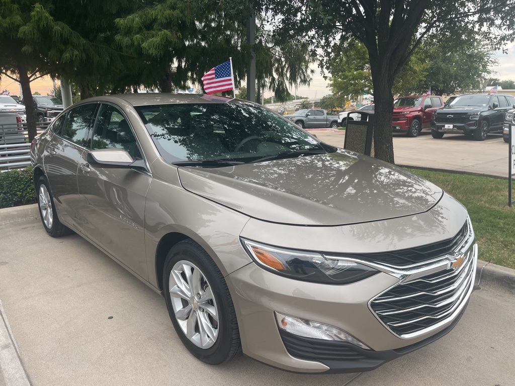 Used 2025 Chevrolet Malibu LT