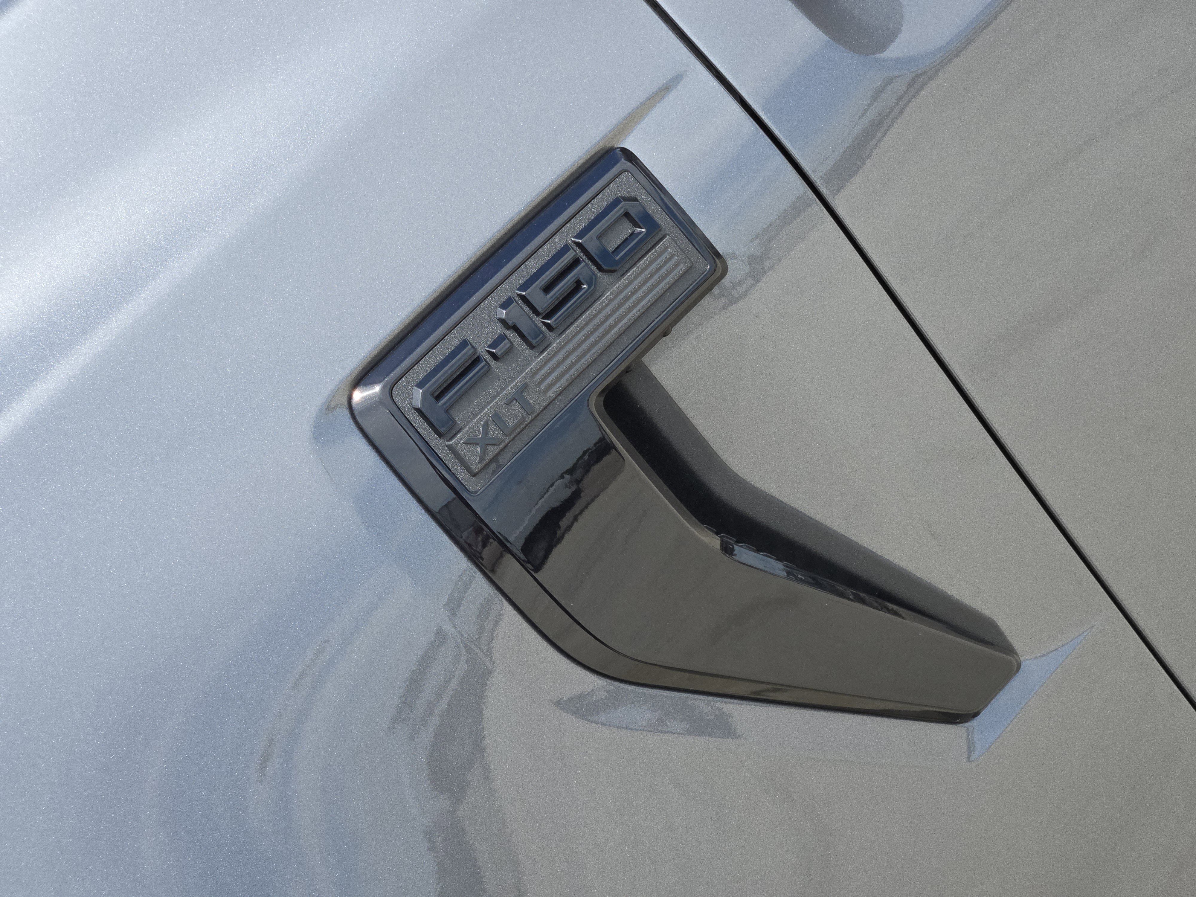 2025 Ford F-150 XLT photo 7