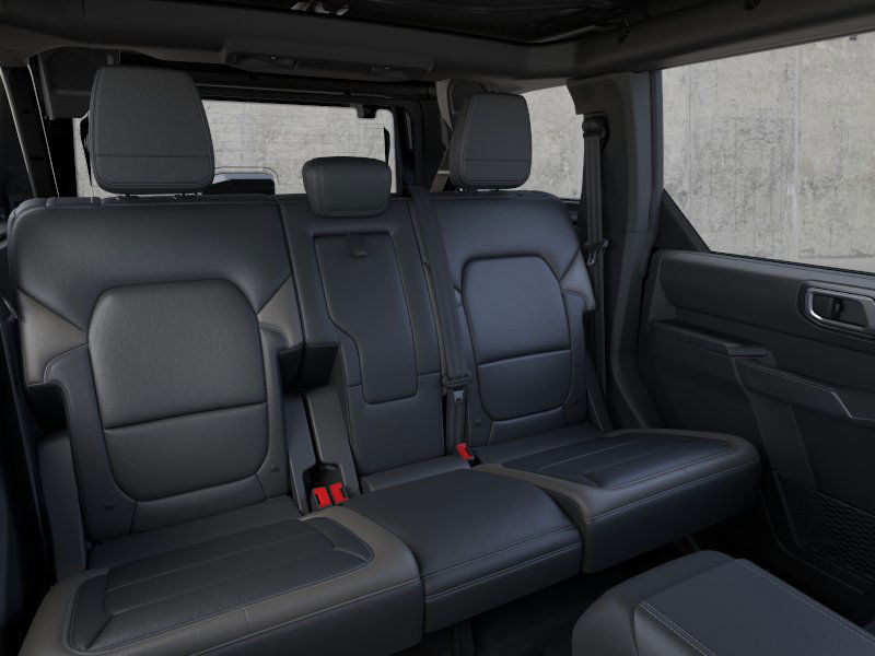 2025 Ford Bronco Outer Banks photo 11