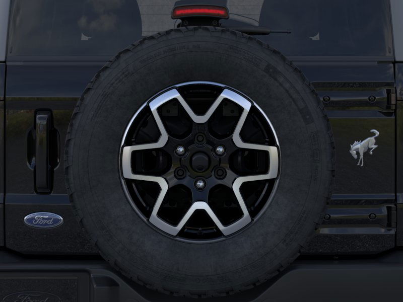 2025 Ford Bronco Outer Banks photo 24