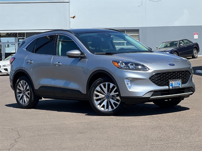 2022 Ford Escape Titanium