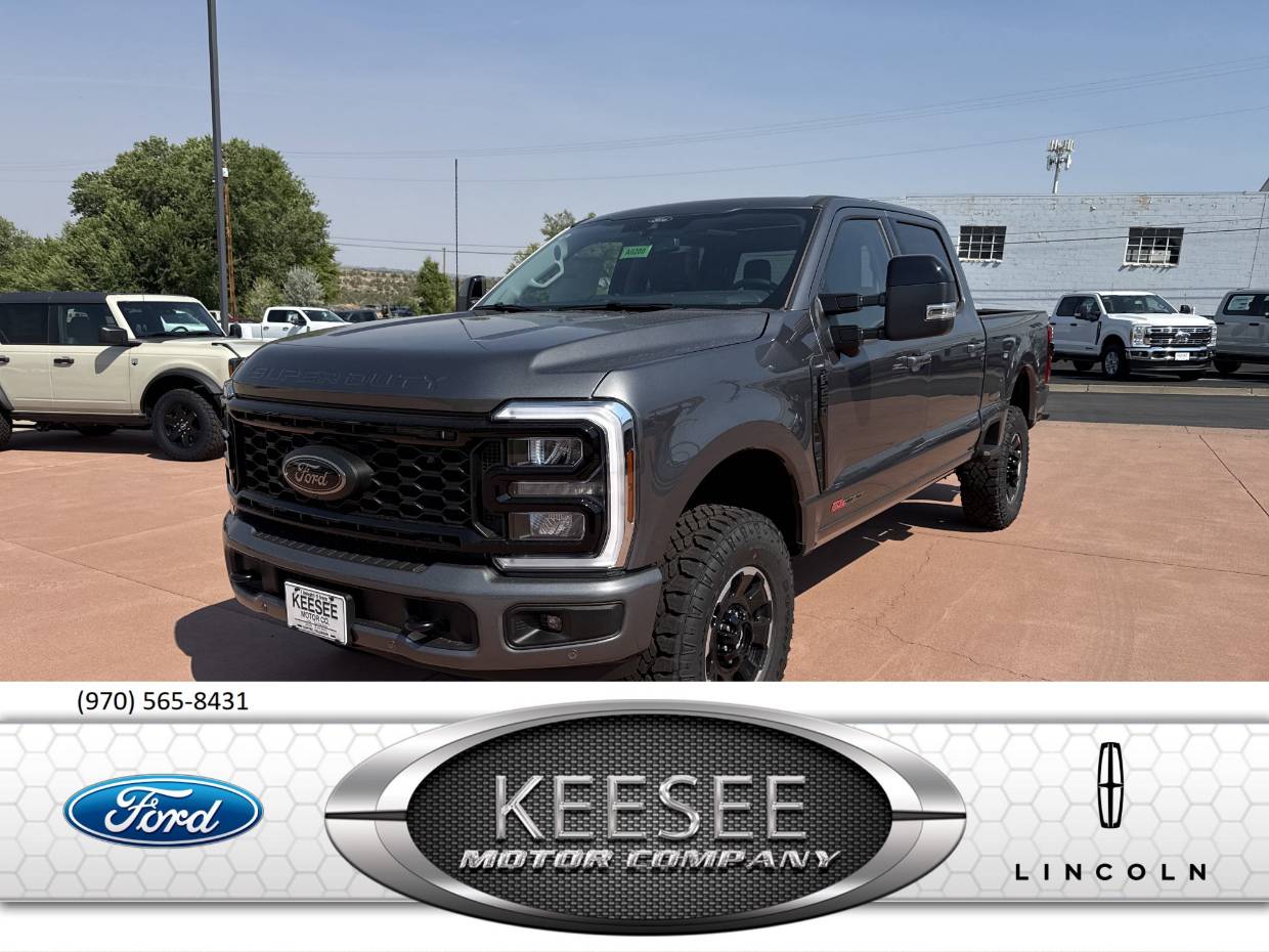 2025 Ford F-250 Super Duty Lariat's photo