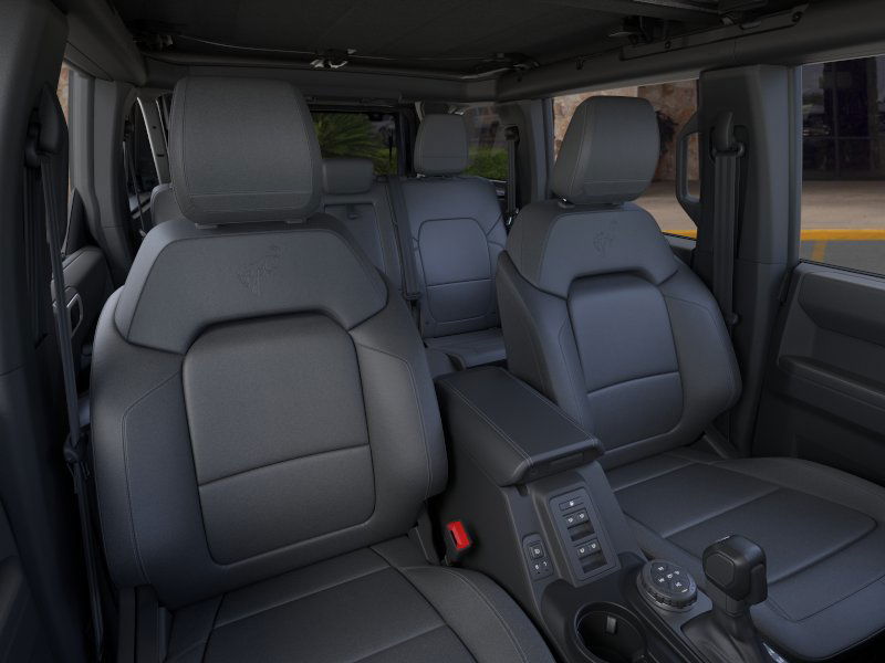 2025 Ford Bronco Badlands photo 9