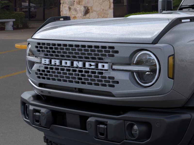 2025 Ford Bronco Badlands photo 15