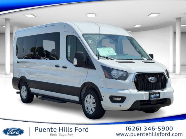 2025 Ford Transit Passenger Wagon XLT