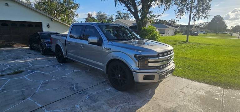 2020 Ford F-150 LARIAT