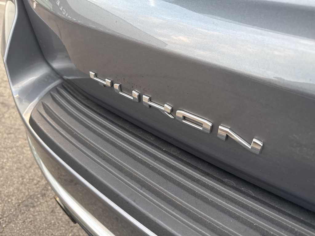 2022 Gmc Yukon Denali photo 2
