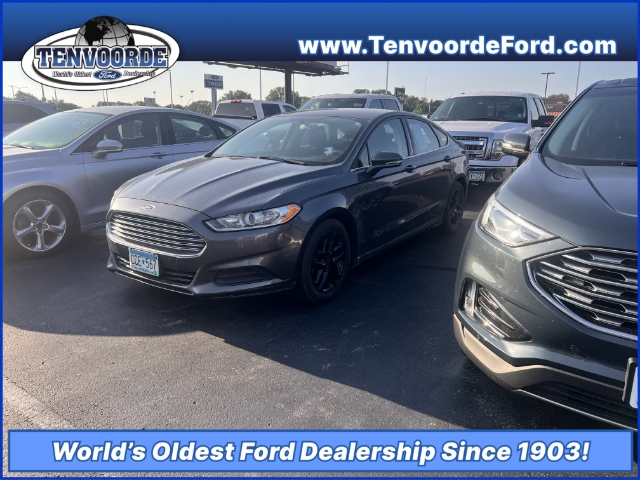 2015 Ford Fusion SE
