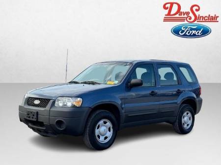 2005 Ford Escape XLS Value