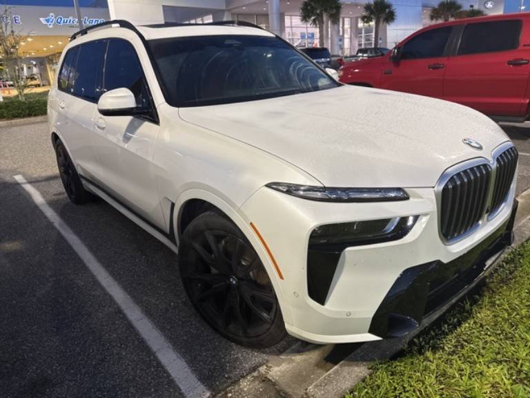 2025 BMW X7 xDrive40i