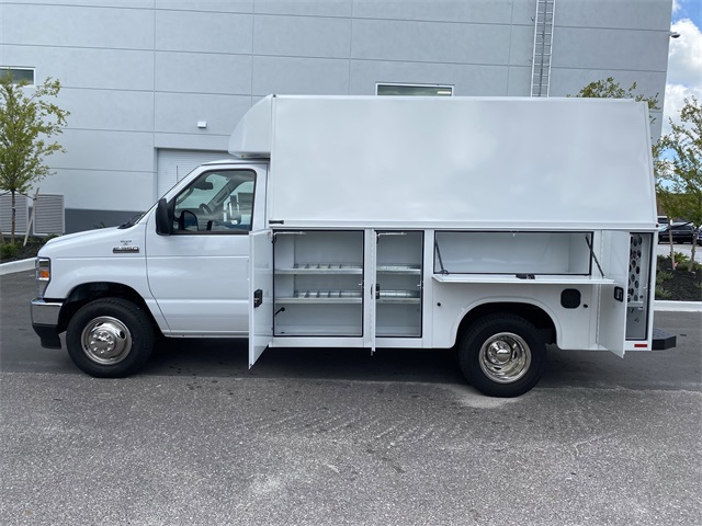 2026 Ford E-350 Base photo 8