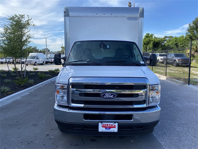 2026 Ford E-450 photo 3
