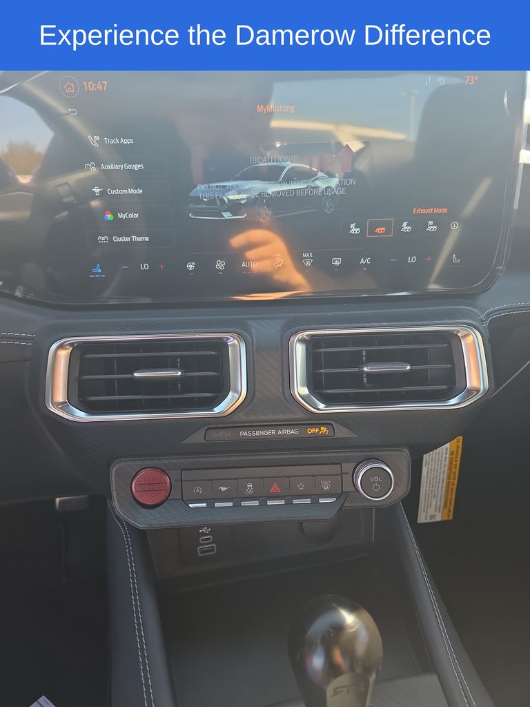 2025 Ford Mustang GT Premium photo 4