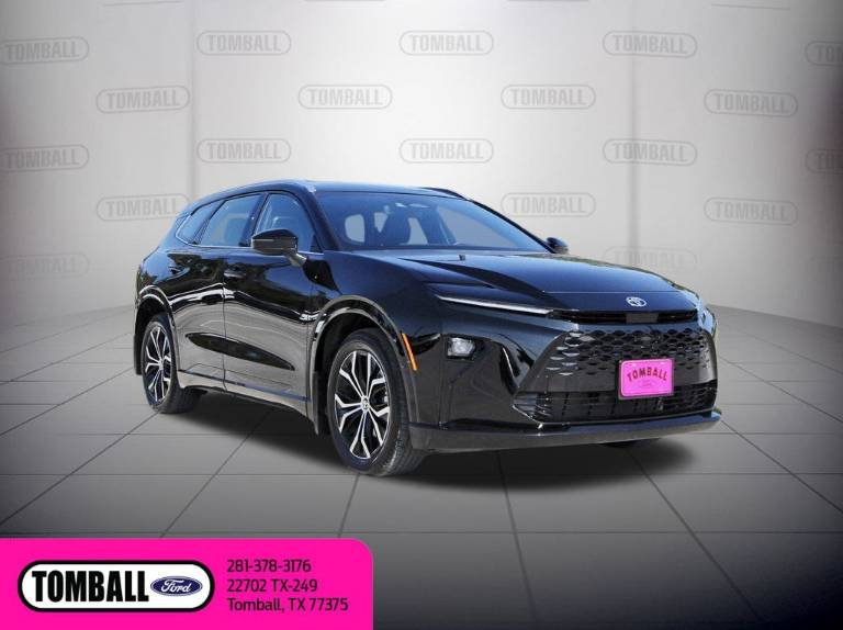 2025 Toyota Crown Signia XLE