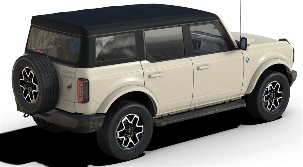 2025 Ford Bronco Outer Banks photo 2
