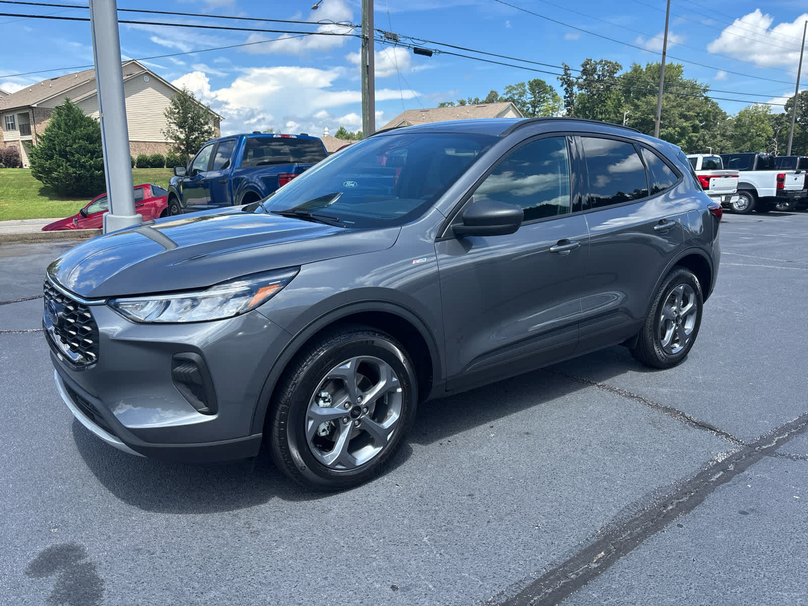 2025 Ford Escape ST-Line photo 3