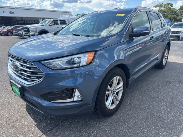 2019 Ford Edge SEL photo 2