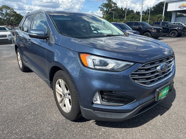2019 Ford Edge SEL photo 3