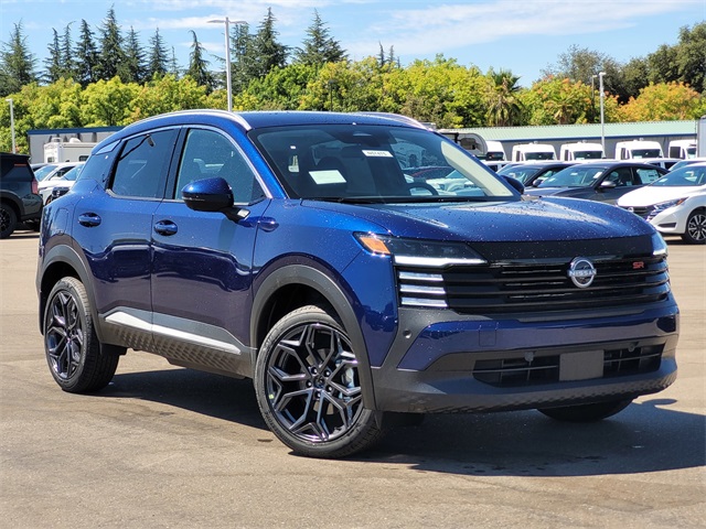 New 2025 Nissan Kicks SR