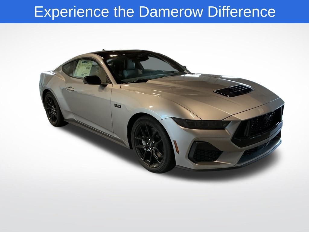 2025 Ford Mustang GT photo 3