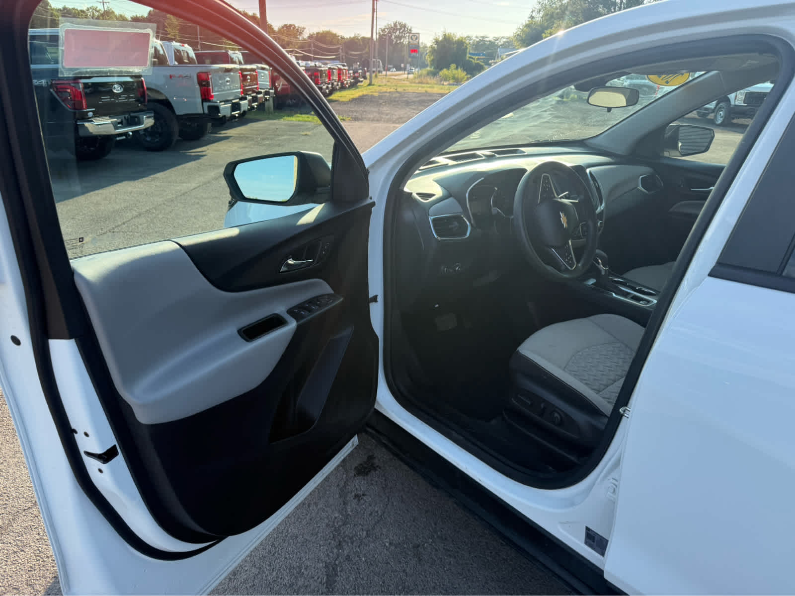 2022 Chevrolet Equinox LS photo 6