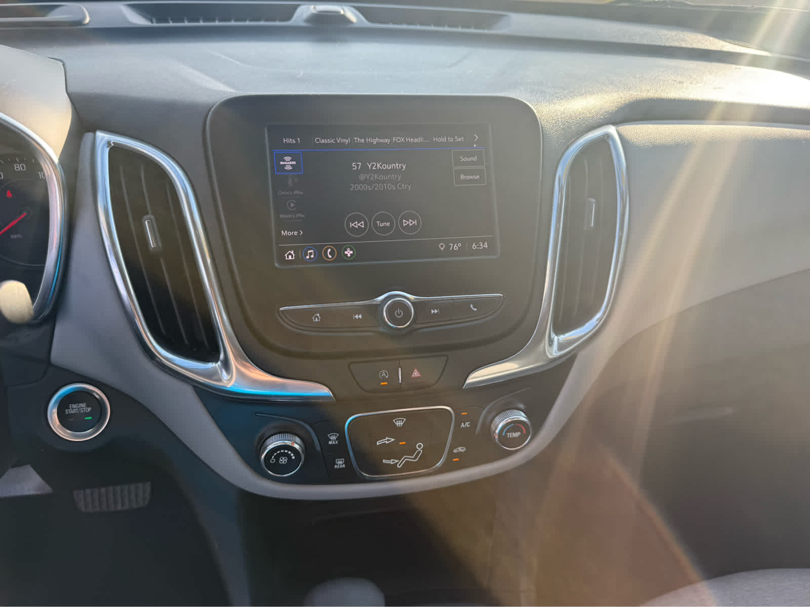 2022 Chevrolet Equinox LS photo 13