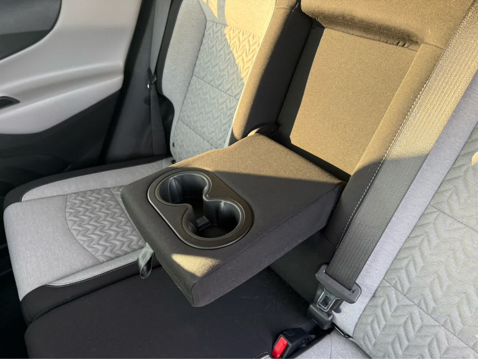 2022 Chevrolet Equinox LS photo 17
