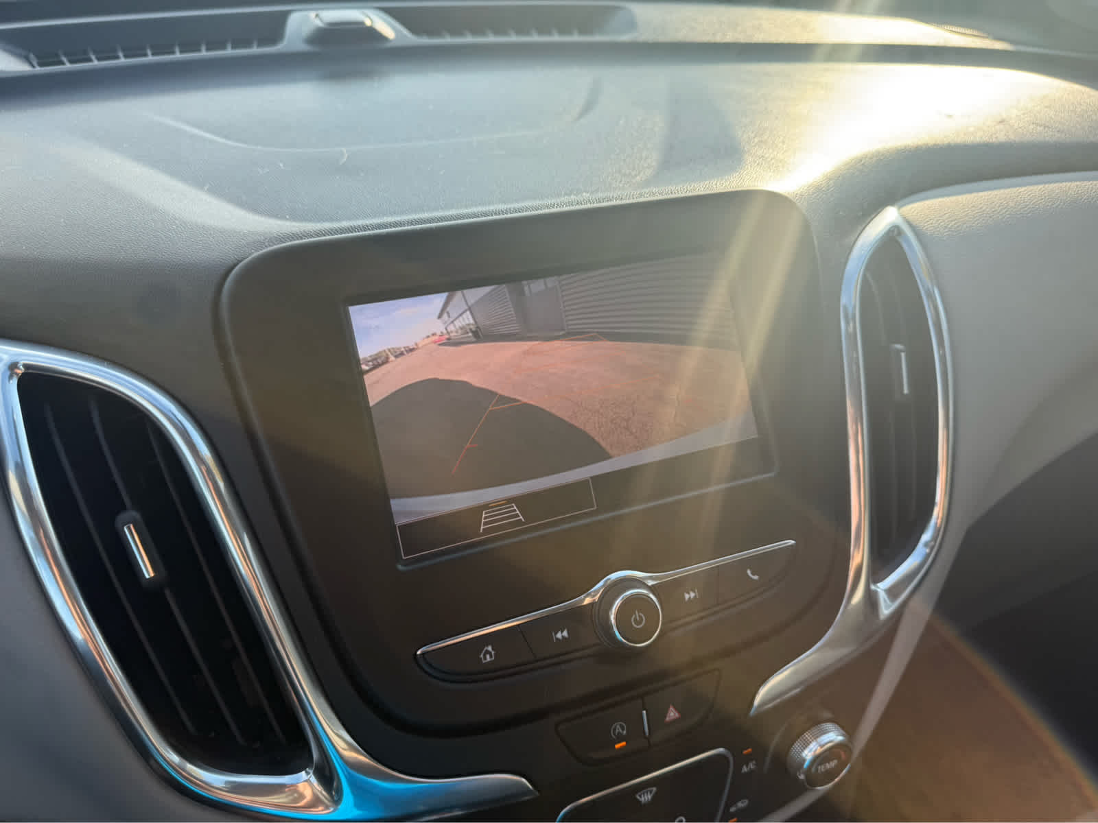 2022 Chevrolet Equinox LS photo 19