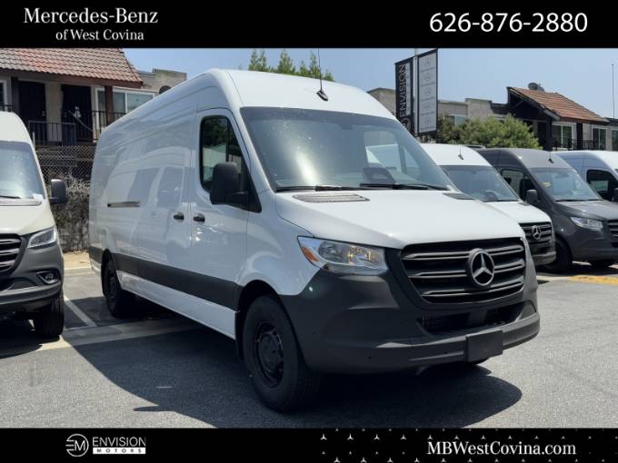 2025 Mercedes-Benz Sprinter Cargo Van Cargo 170 WB