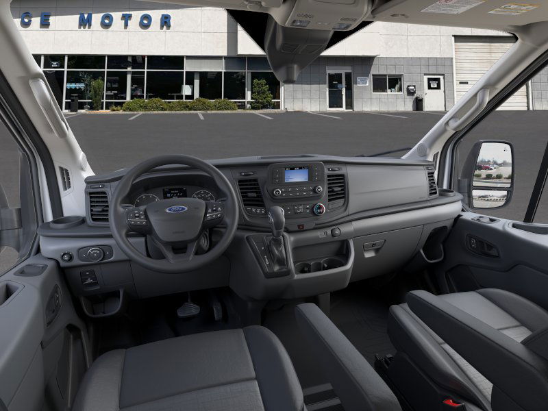 2025 Ford Transit photo 5