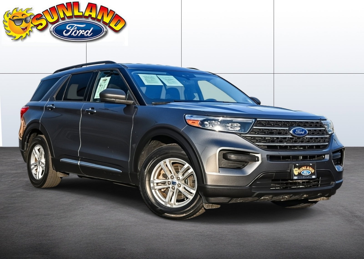2022 Ford Explorer XLT's photo