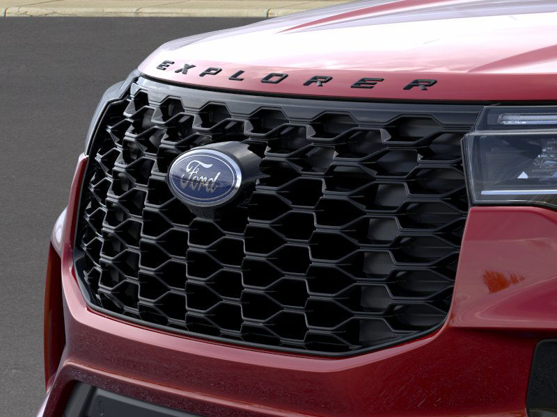2025 Ford Explorer ST-Line photo 16