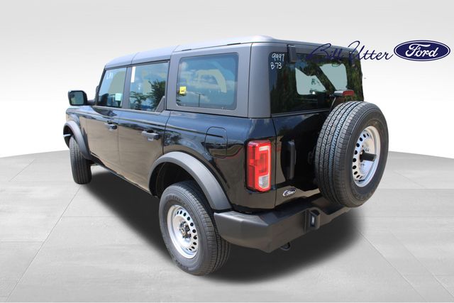 2025 Ford Bronco Base photo 4