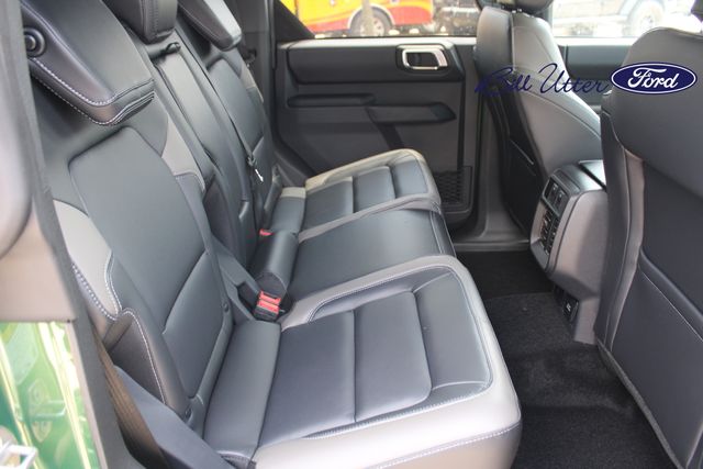 2025 Ford Bronco Outer Banks photo 7