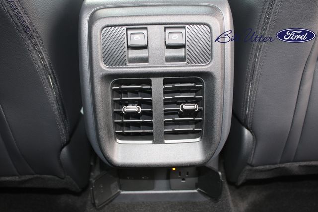 2025 Ford Bronco Outer Banks photo 8