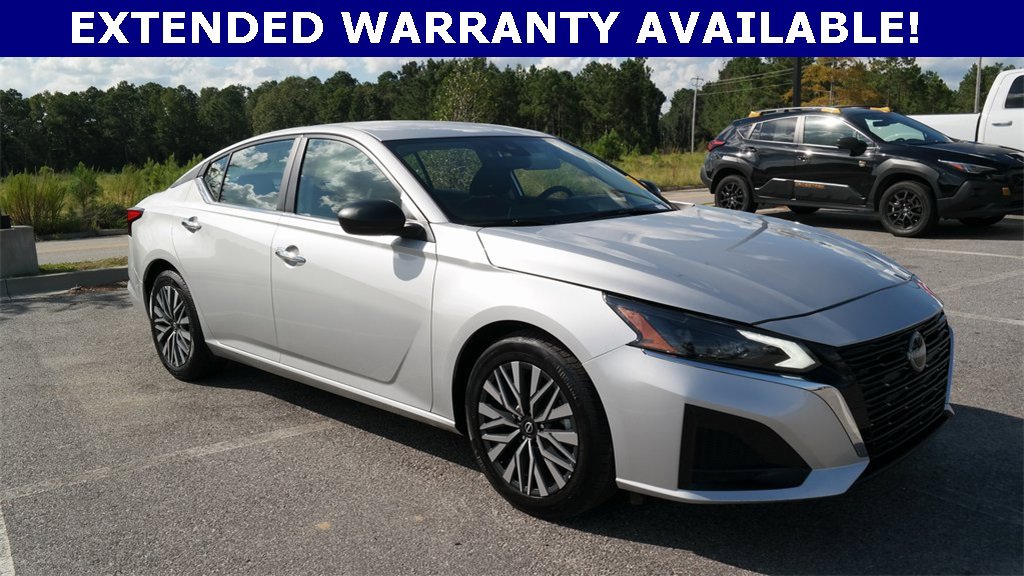 2024 Nissan Altima 2.5 SV photo 4