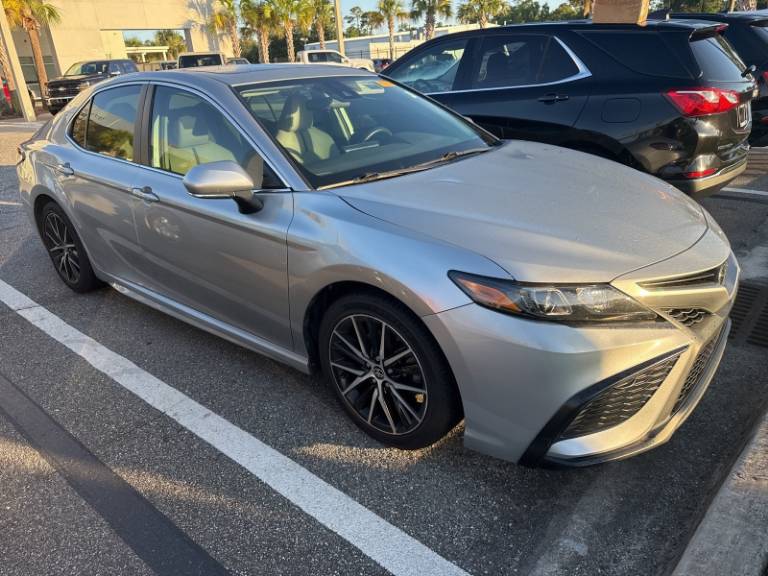 2021 Toyota Camry SE