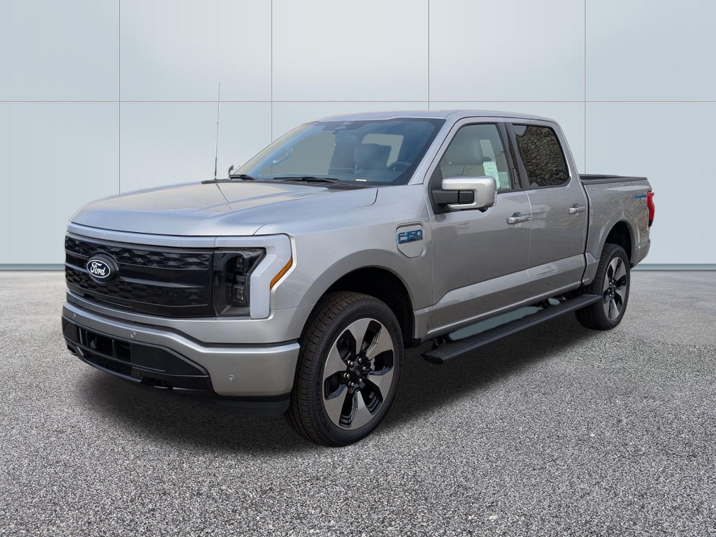 2025 Ford F-150 Lightning Platinum