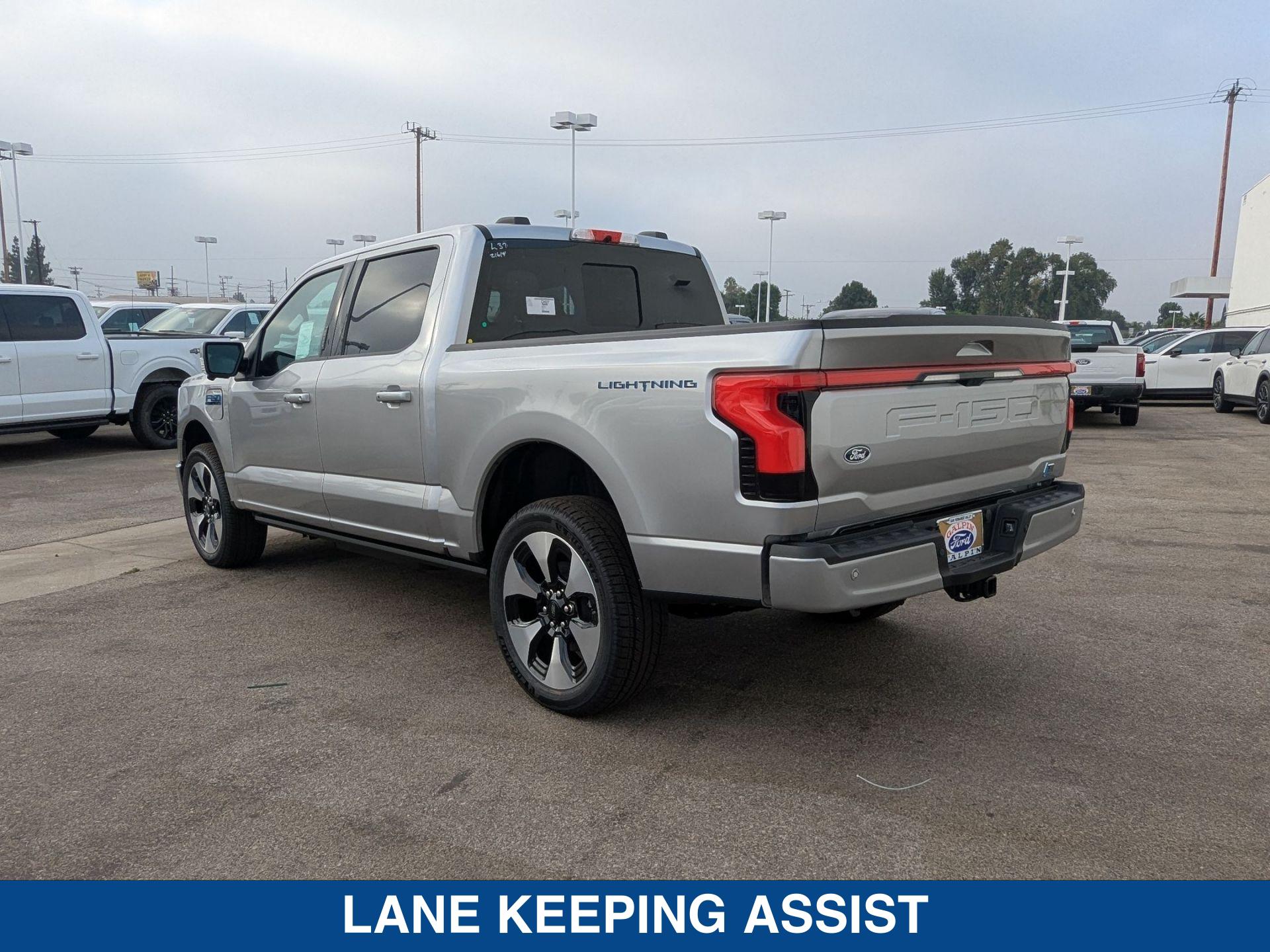 2025 Ford F-150 Lightning Platinum photo 6