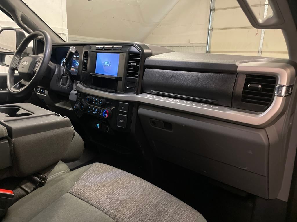 2024 Ford F-250 photo 23