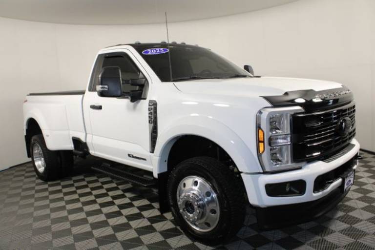 2025 Ford Super Duty F-450 DRW XLT